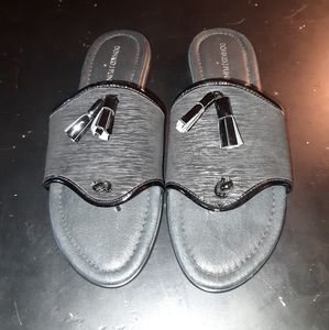 Donald J Pliner Sandals